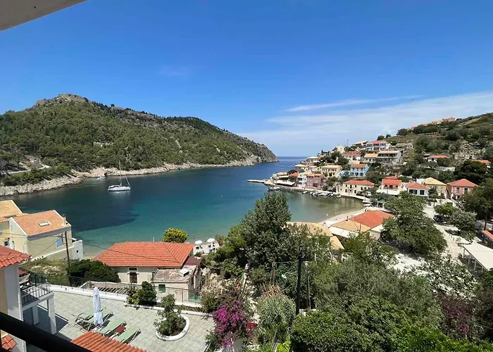 Vassilis Retreat